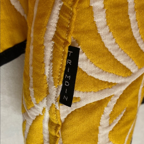 Trimdin Artisan Reversible Fabric Yellow Patterned Women's Jacket - Picture 4 of 12